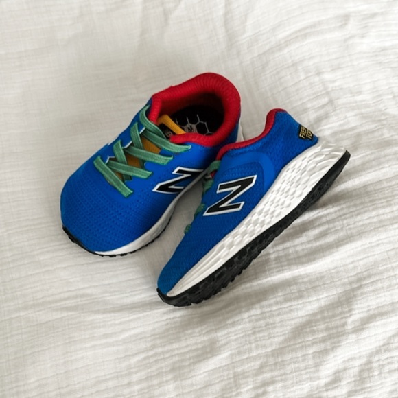Fresh Foam Arishi V2 Sneakers | New Balance | Size 3 (Baby) - Picture 2 of 6